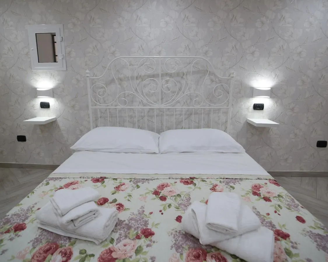 La Dimora Di Vittoria Apartamento Nápoles